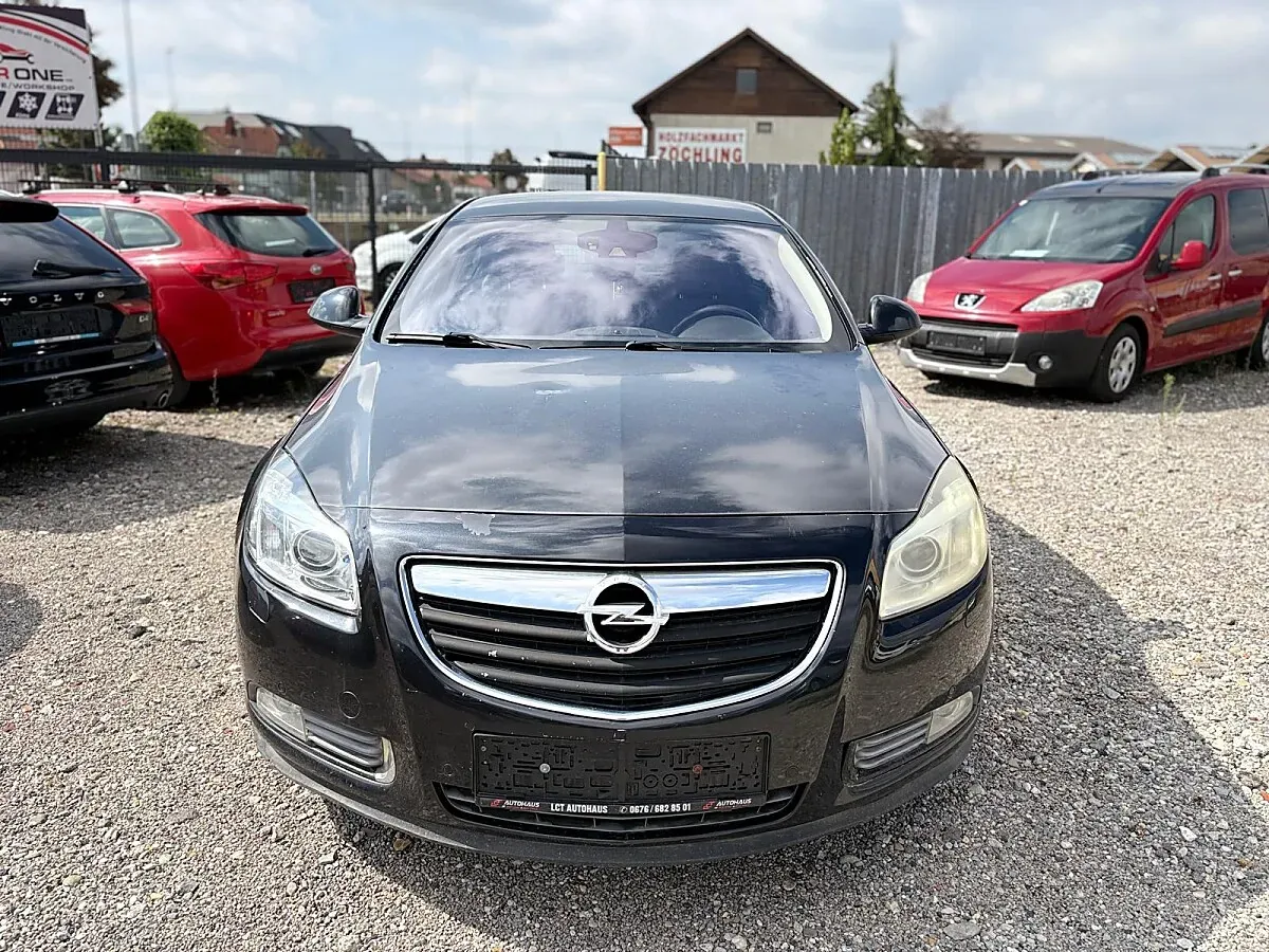 Opel Insignia 2011 photo 2