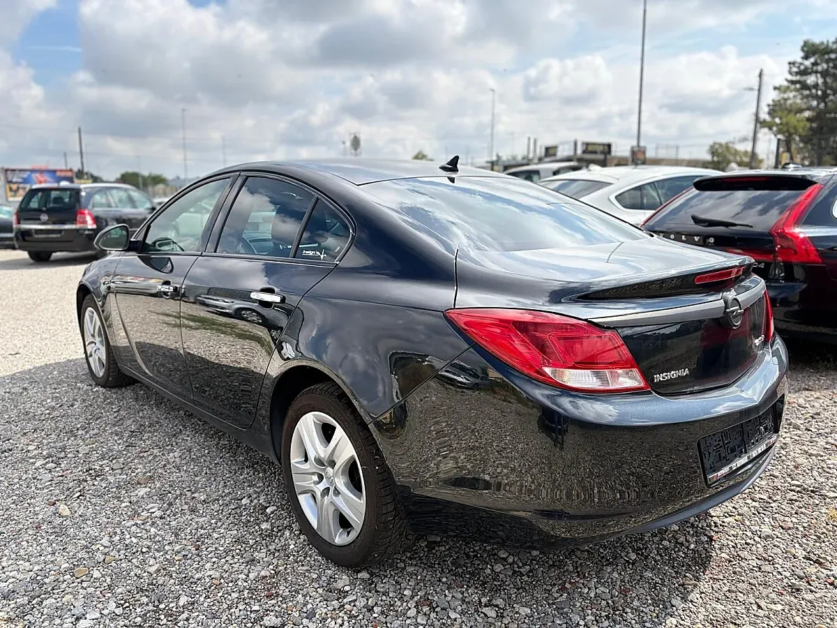 Opel Insignia 2011 photo 3