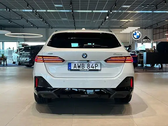 BMW 530E 2027 photo 5