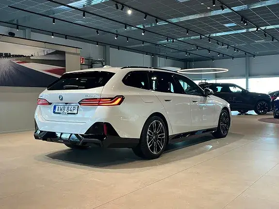 BMW 530E 2027 photo 4