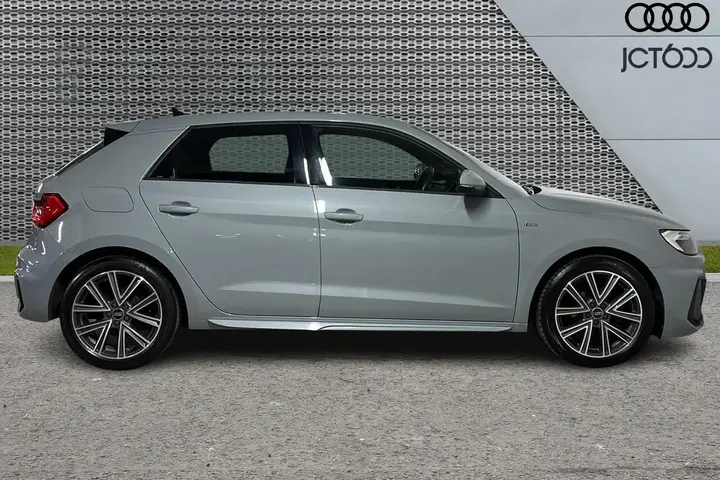 Audi A1 2022 photo 4