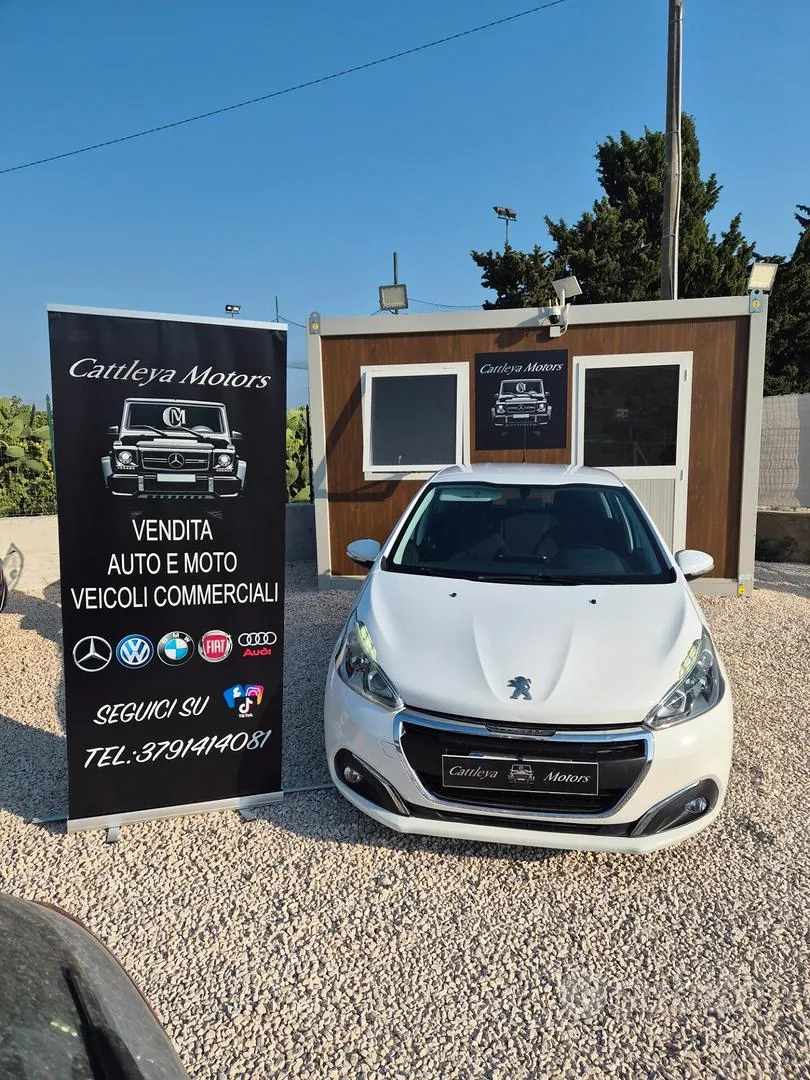 Peugeot 208 2016 photo 3