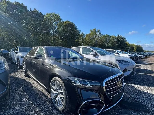 Mercedes-Benz S580E