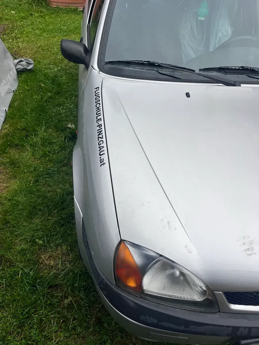 Ford Fiesta 2002 photo 2