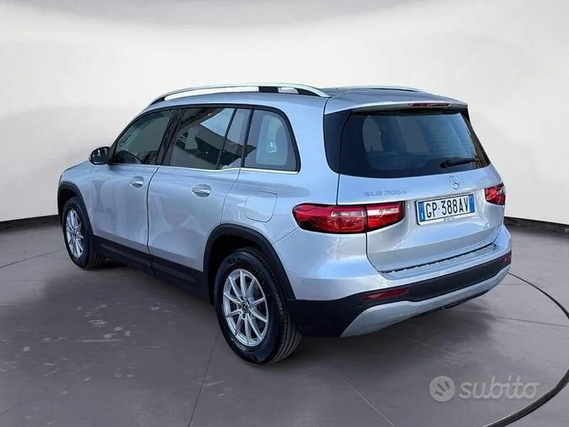 Mercedes-Benz Glb 2023 photo 2
