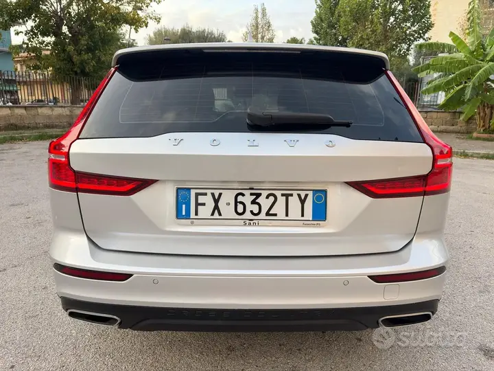 Volvo V60 2019 photo 3