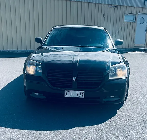 Dodge Magnum