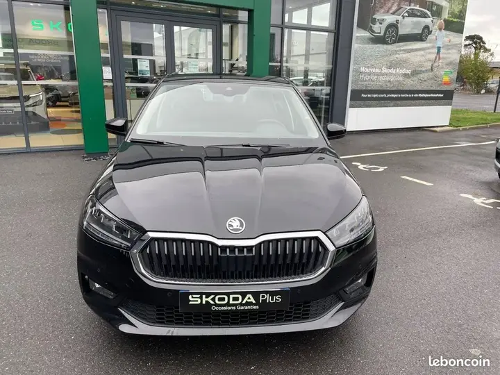 Skoda Fabia 2024 photo 2