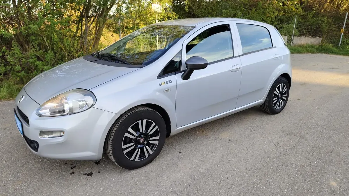 Fiat Punto 2015 photo 3