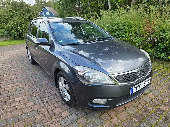 Kia Ceed 2011 photo 3