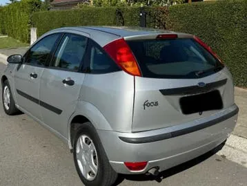 Ford Focus 2002 photo 2
