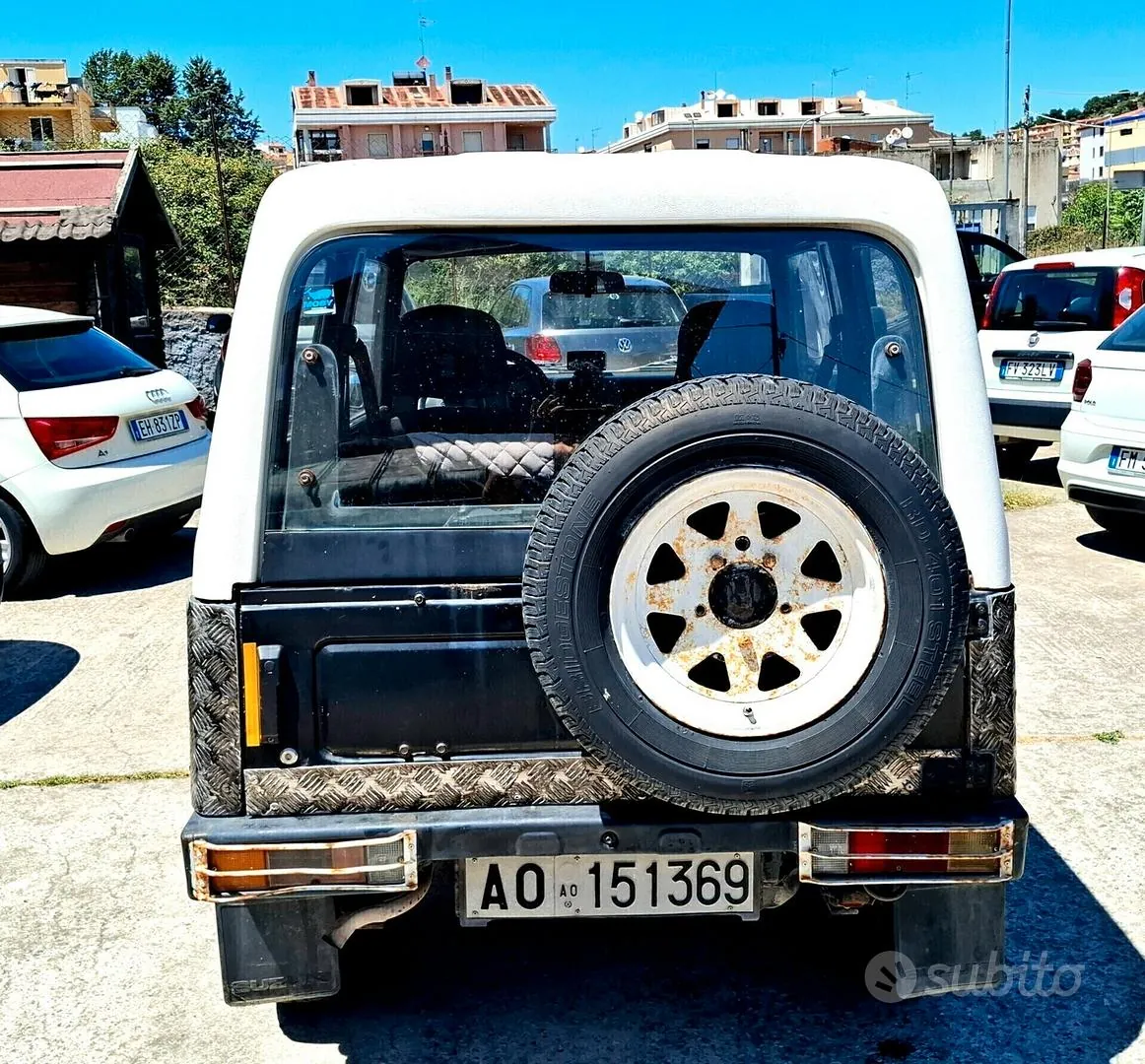 Suzuki Samurai