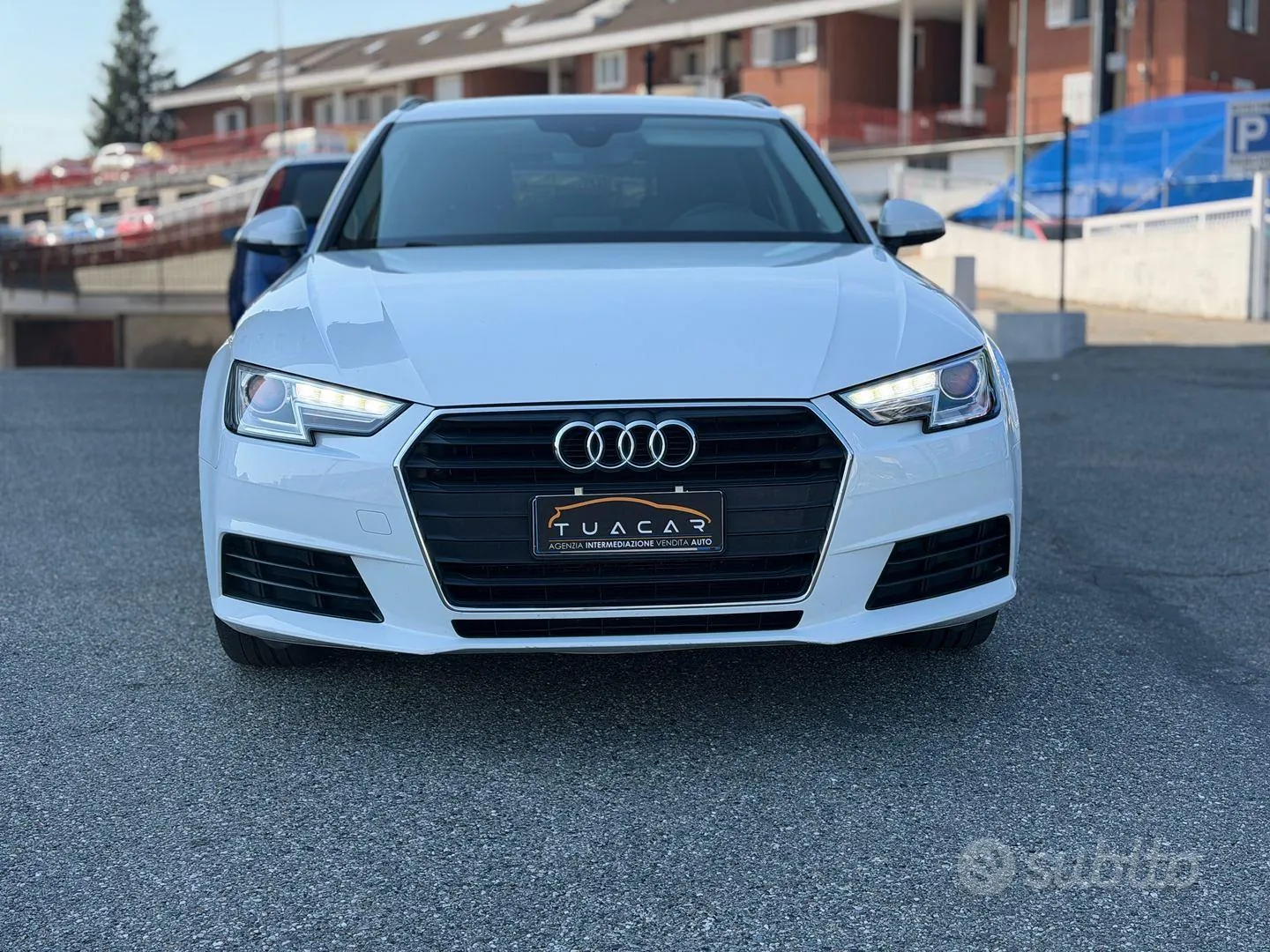 Audi A4 2016 photo 2