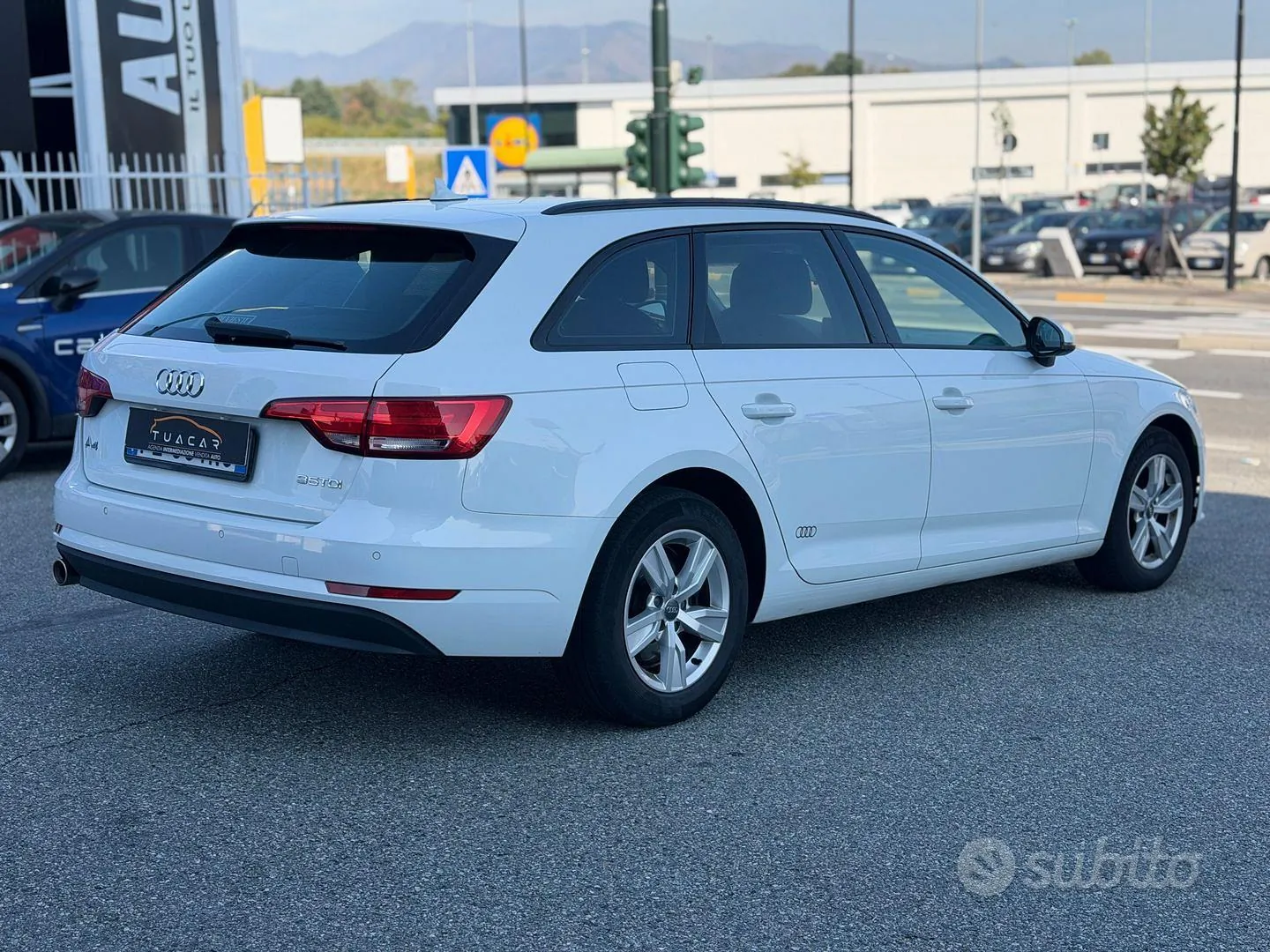 Audi A4 2016 photo 4