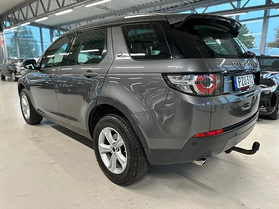 Land Rover Discovery Sport 2016 photo 5