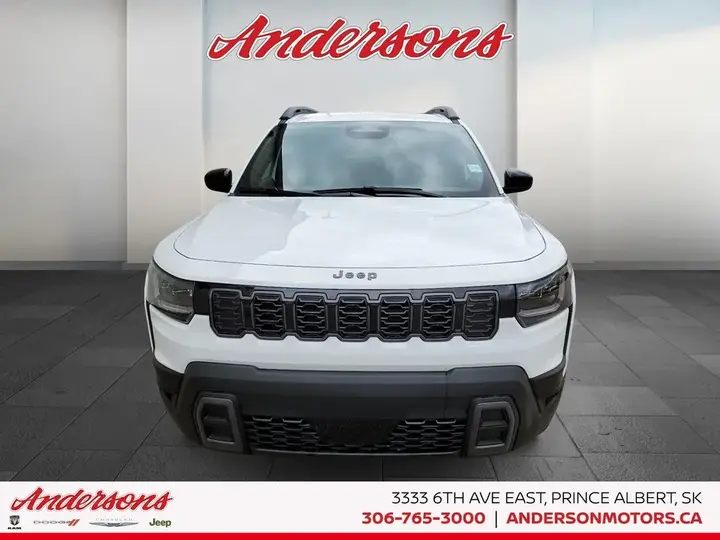 Jeep Cherokee 2026 photo 3