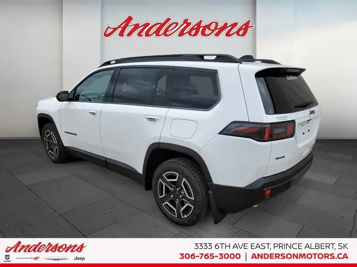 Jeep Cherokee 2026 photo 5