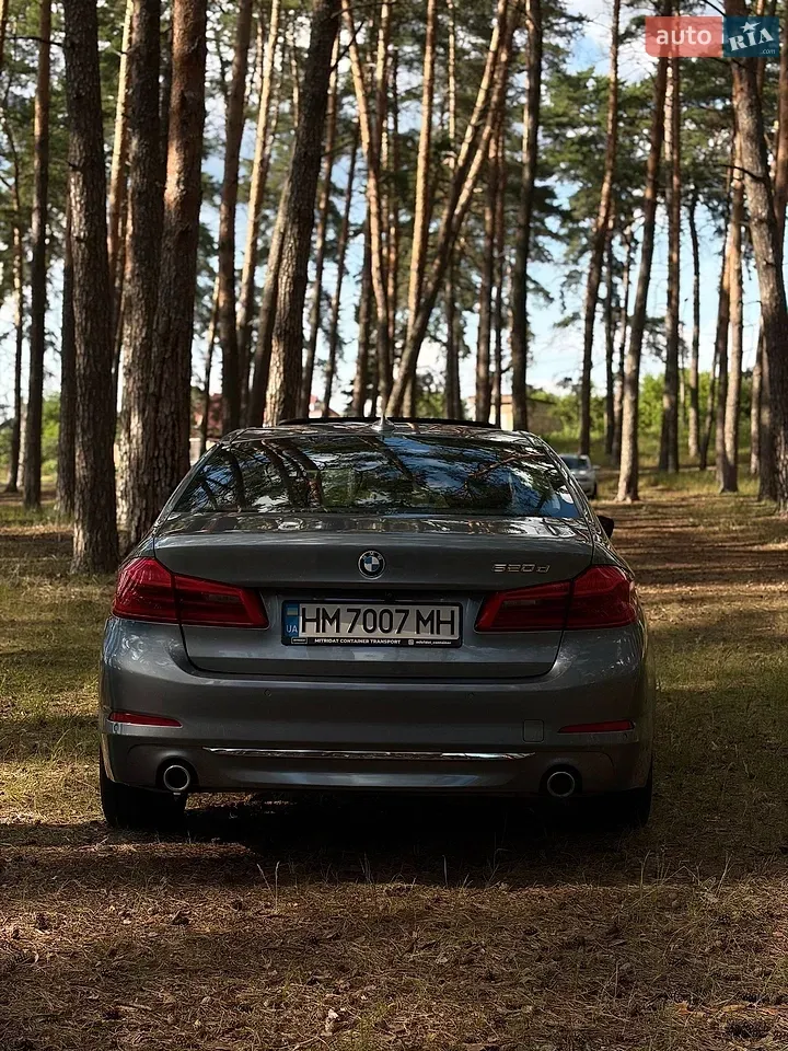 BMW 5 Series 2018 photo 3