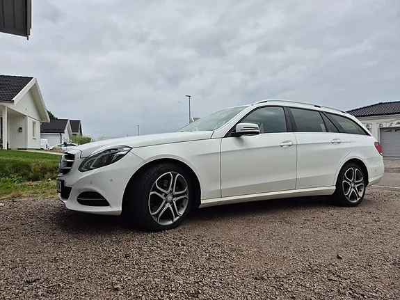 Mercedes-Benz E220