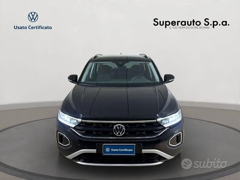 Volkswagen T-Roc 2024 photo 2