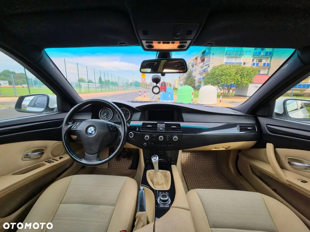 BMW Seria 5 2010 photo 5
