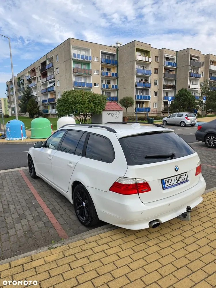 BMW Seria 5 2010 photo 4