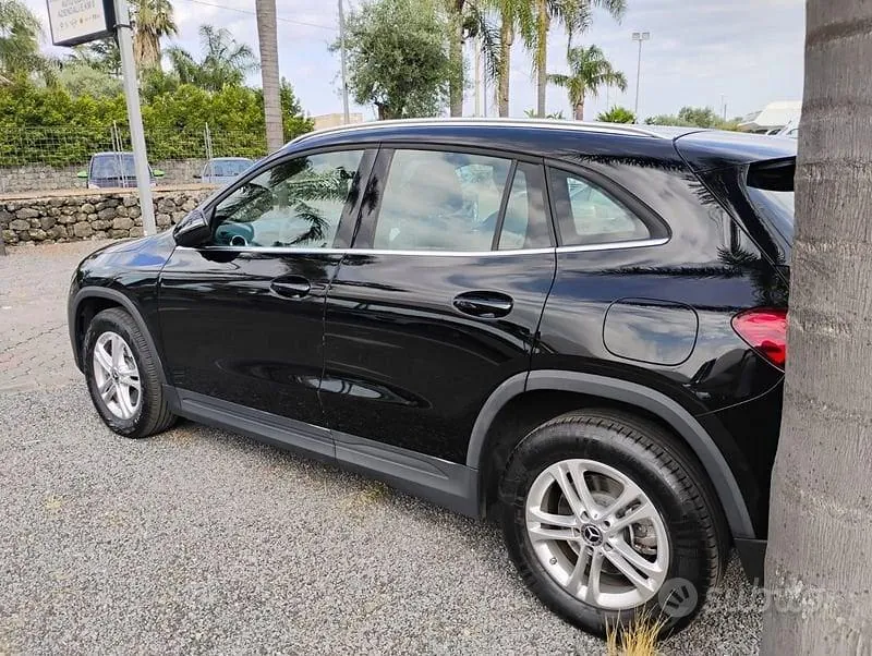 Mercedes-Benz Gla 2023 photo 4