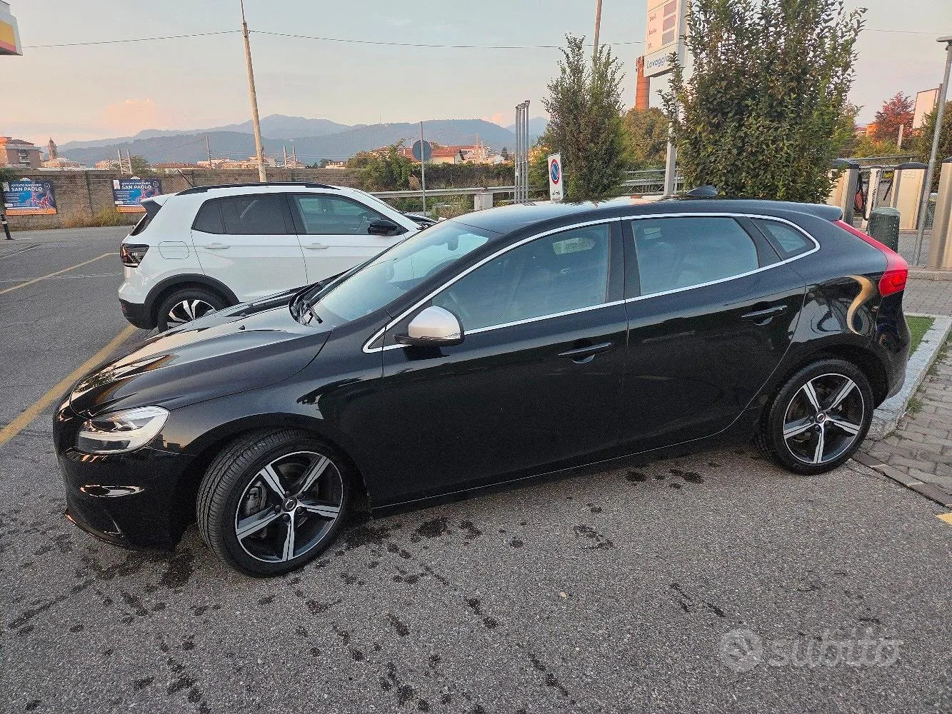 Volvo V40 2019 photo 3