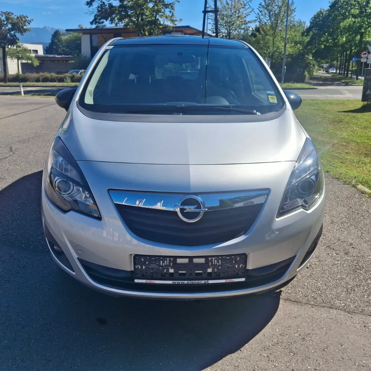 Opel Meriva 2013 photo 2