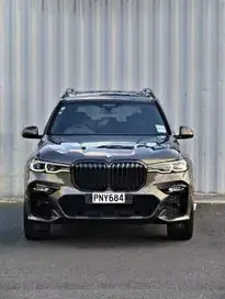 BMW X7 2022 photo 2