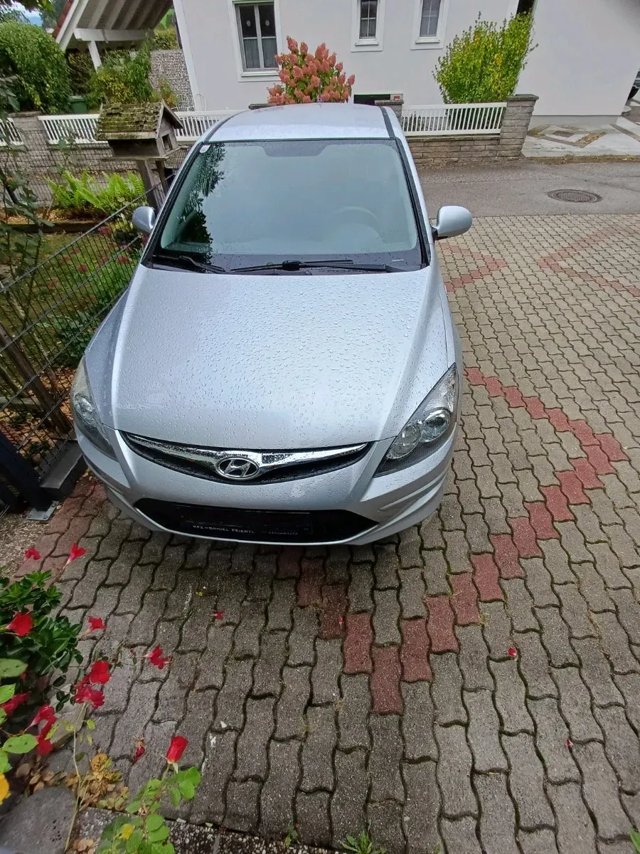 Hyundai I30 2010 photo 3