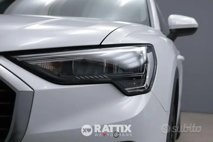 Audi Q3 2020 photo 3