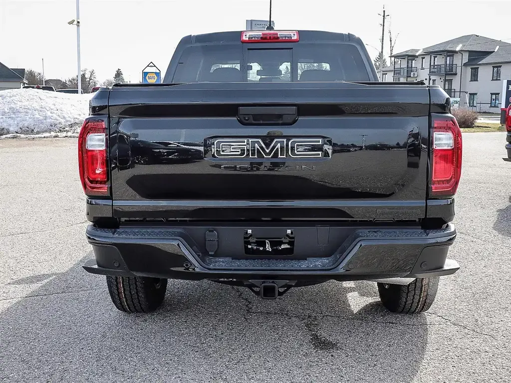 GMC Canyon 2026 photo 4