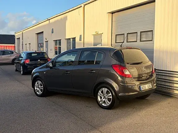 Opel Corsa 2013 photo 3