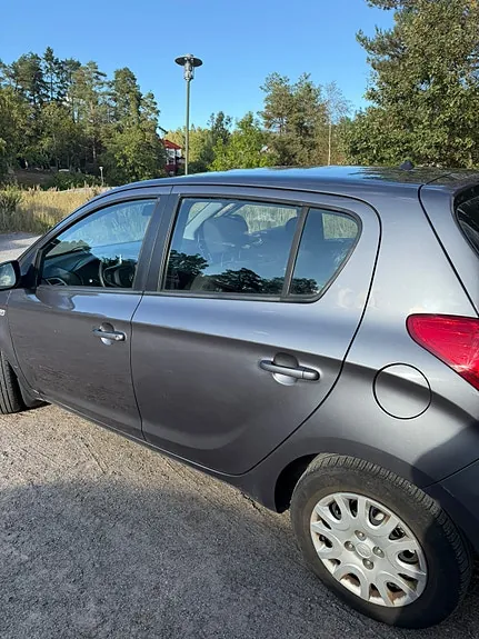 Hyundai I20 2011 photo 3