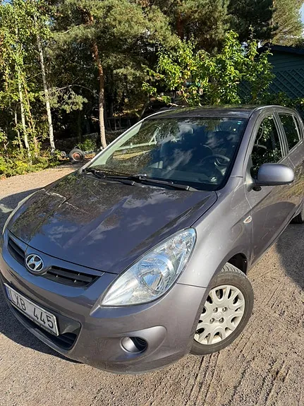 Hyundai I20 2011 photo 2