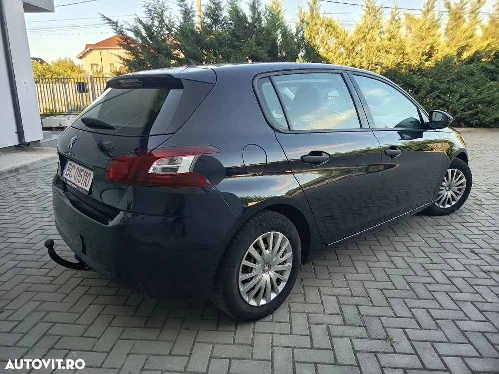 Peugeot 308 2013 photo 2