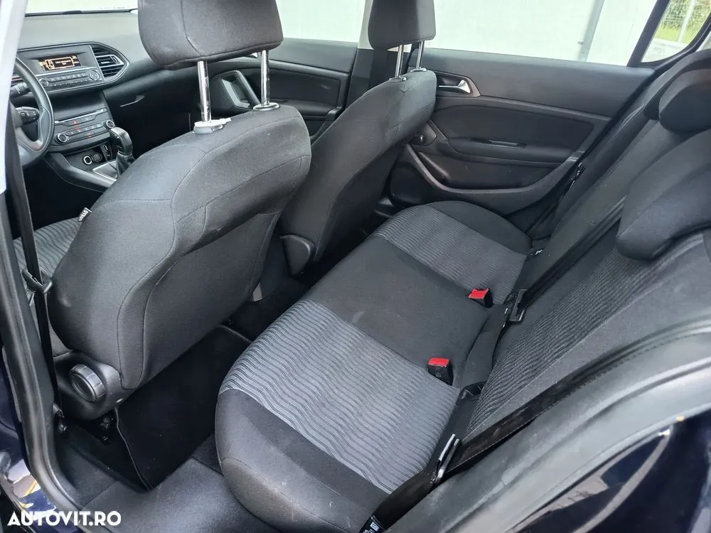Peugeot 308 2013 photo 4