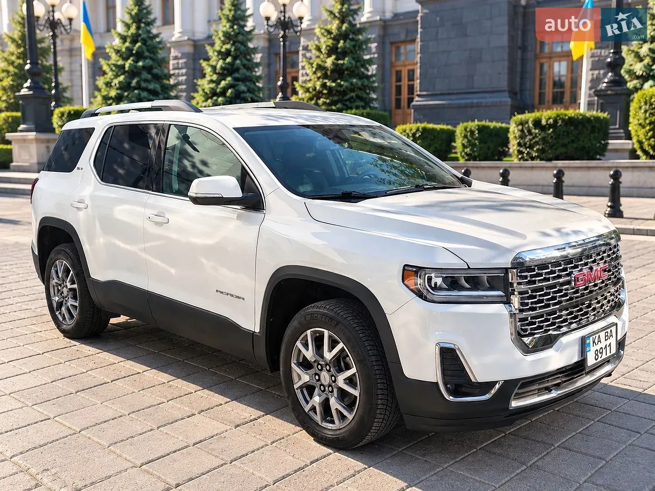 GMC Acadia 2020 photo 2