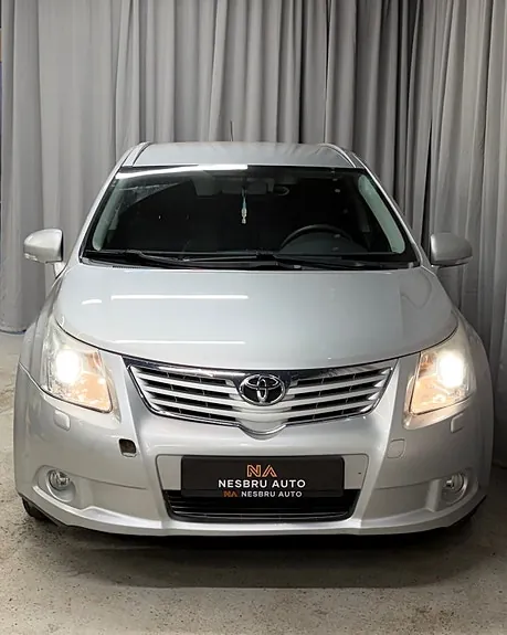 Toyota Avensis 2011 photo 5