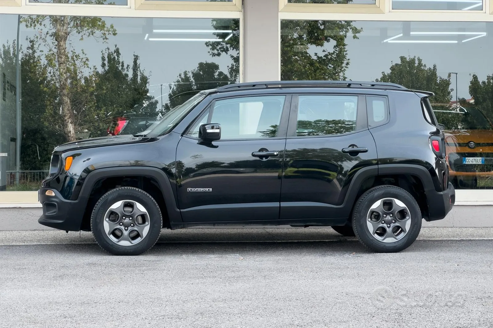 Jeep Renegade 2018 photo 2