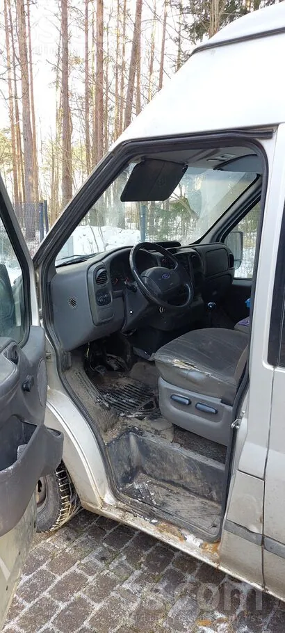 Ford Transit 2004 photo 5