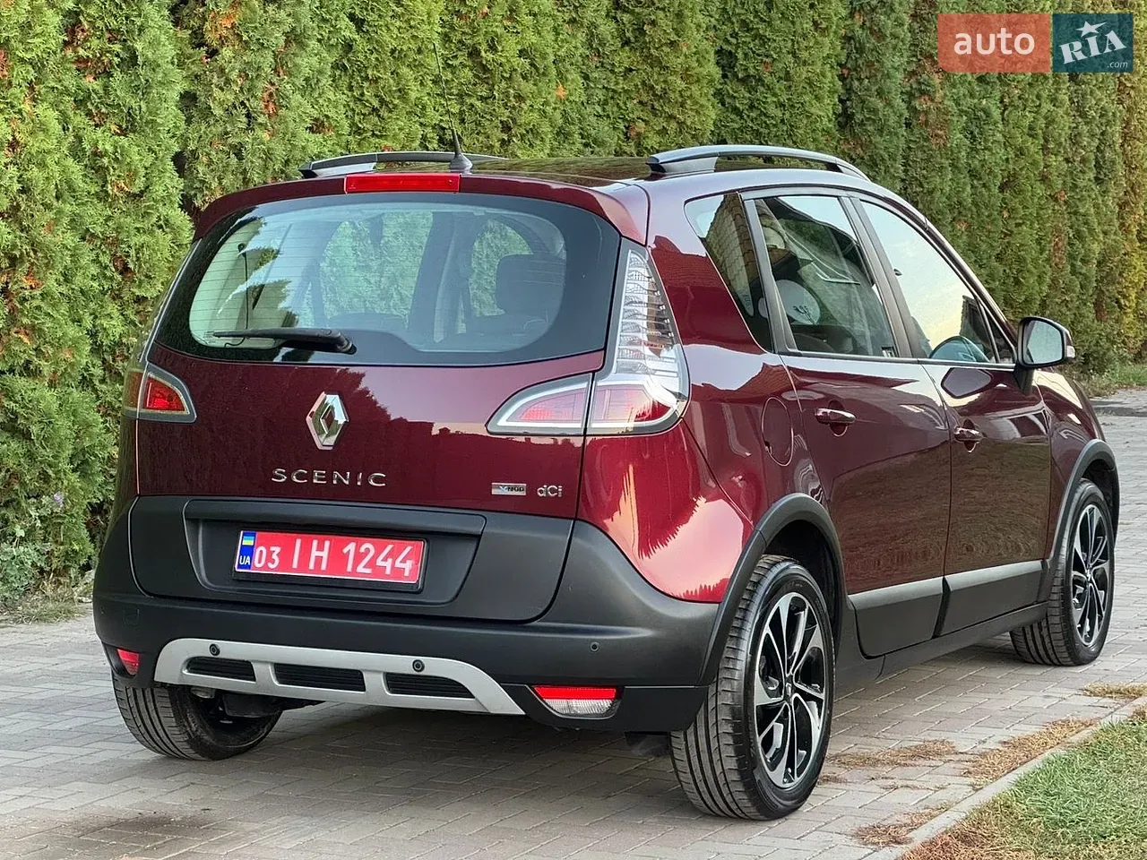 Renault Scenic 2013 photo 4
