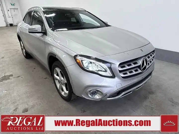 Mercedes-Benz Gla 2018 photo 2