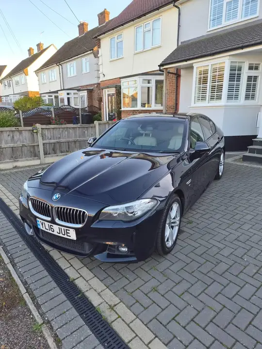 BMW 5 Series 2016 photo 2