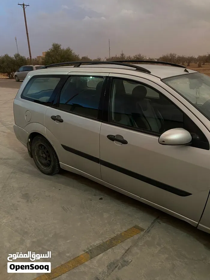 Ford Focus 2004 photo 3