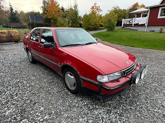 Saab 9000