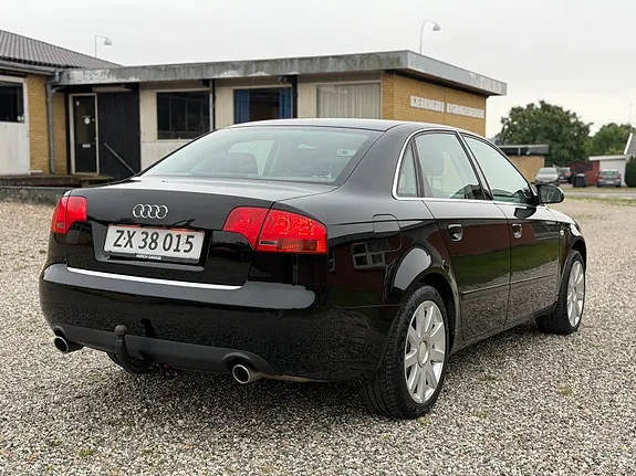 Audi A4 2007 photo 4