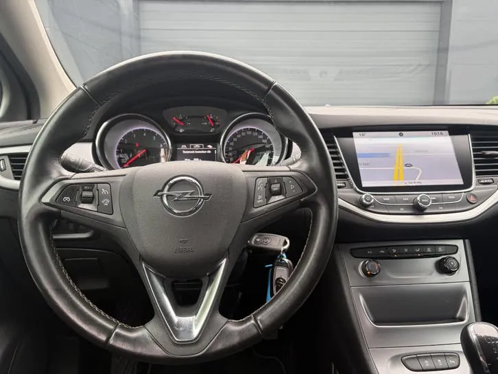 Opel Astra 2017 photo 3
