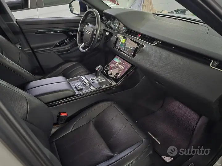 Land Rover Evoque 2020 photo 5
